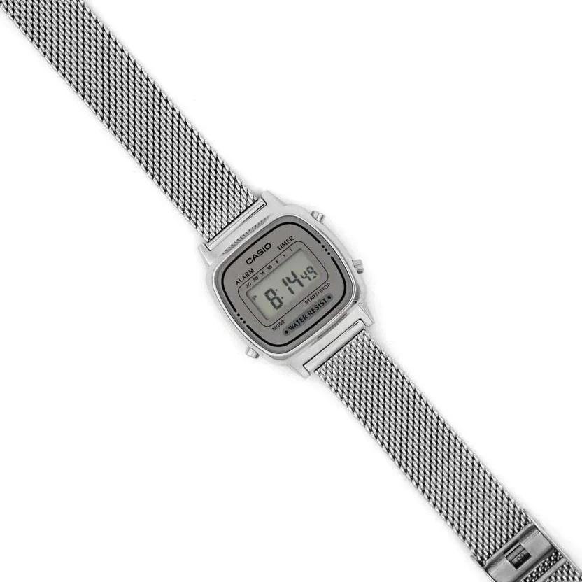 Casio Vintage LA670WEM