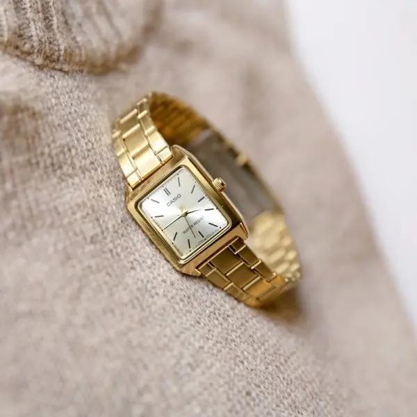 Casio LTP-V007G · Dorado / Cara dorada