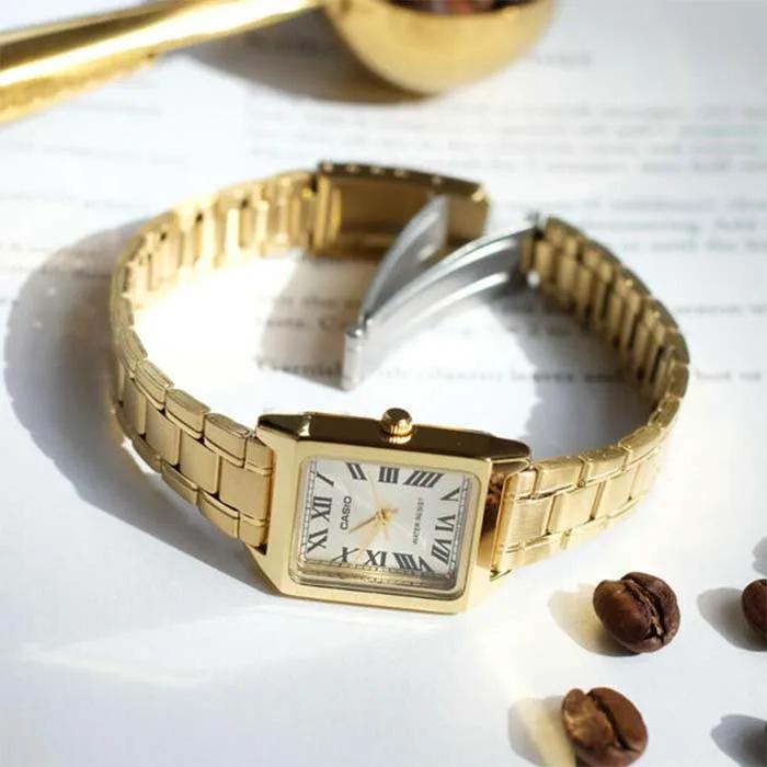 Casio LTP-V007G · Dorado / Cara dorada (numeros romanos)